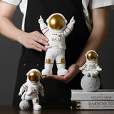 Triogift Spaceman Figurines Sculpture