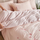 Triogift Long-staple Cotton Floral Blossom Embroidery Comfortable Ultra Soft (1Duvet Cover+1Flat Bedsheet/Fitted Bedsheet+ 2Pillowcases)