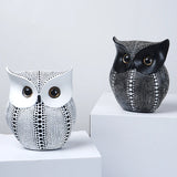 Triogift Creative Resin Owl Ornaments Living Room Office Table Decorative Handicrafts Home Desktop Decoration Accessories, Friend Gifts