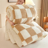 Triogift Checkerboard Super Thick Warm Winter Blankets Soft Artificial Lamb Cashmere Weighted Blanket Fluffy Warmth Duvet Comforter Quilt