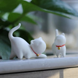 Triogift Cute White Porcelain Lucky Cat Decorations Handcrafted Creative Tea Pets Desktop Ornaments Children's Birthday Gifts