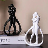 Triogift Modern Couple Embrace Statue